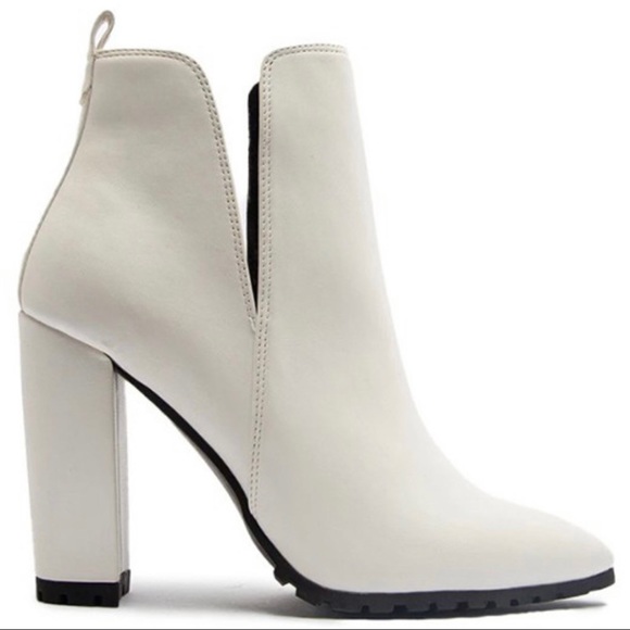 White Log sole  booties - Picture 4 of 11